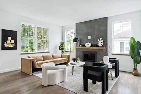 51 Eliot Rd Arlington, MA 02474