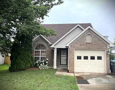128 W Chopin Way Georgetown, KY 40324