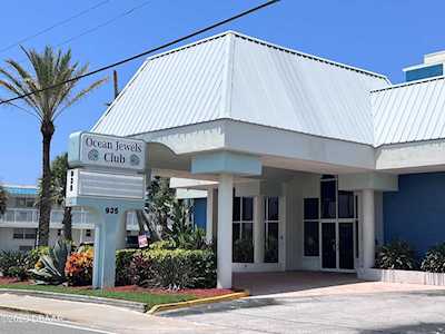 935 Atlantic Avenue #211 Daytona Beach, FL 32118