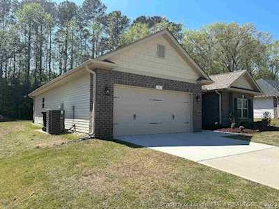 51 Rolling Waters Court Lillington, NC 27546