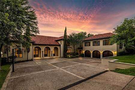 2506 Perkins Road Arlington, TX 76016