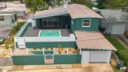 301 Manhattan Avenue Daytona Beach, FL 32118
