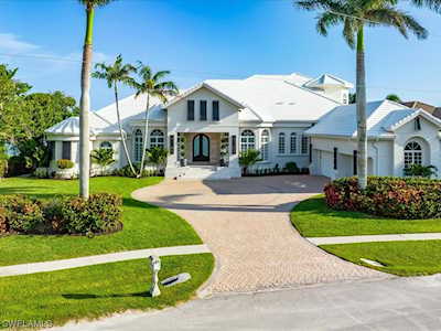 1599 Barfield Ct Marco Island, FL 34145
