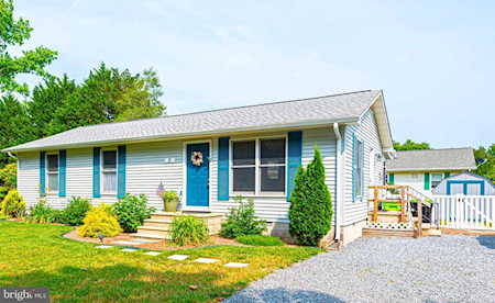 5 Meadow Ln Ocean View, DE 19970