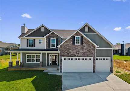 10583 Village Lane Foristell, MO 63348