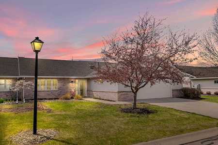 1679 Twin Lakes Circle Green Bay, Village of Bellevue, WI 54311