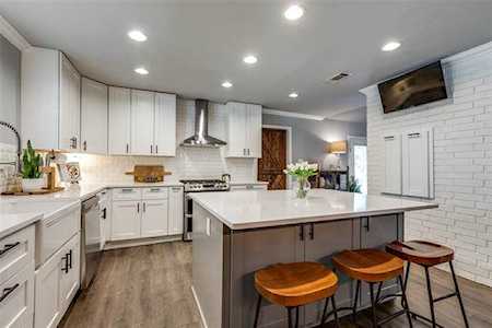 709 W Oak Street Celina, TX 75009
