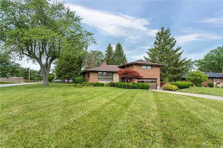 7201 Mckenna Place Englewood, OH 45322