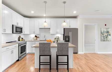 2 Stratton Drive #303 Woburn, MA 01801