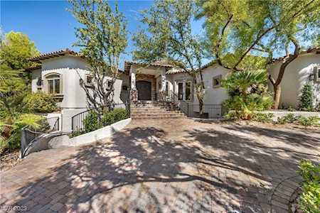 28 Highland Creek Dr Henderson, NV 89052