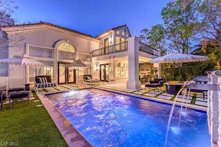 8829 Rozetta Ct Las Vegas, NV 89134