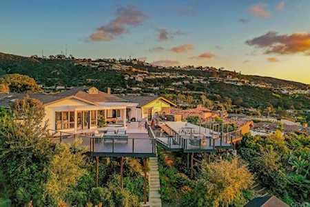 2644 Costebelle Drive La Jolla, CA 92037