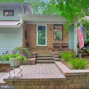 1185 W Mahogany Ln Crownsville, MD 21032