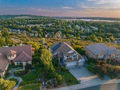 2922 Woodleigh Cameron Park, CA 95682