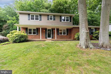 401 Dove Dr Newark, DE 19713