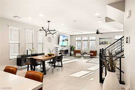 8166 Eaton Hill St Las Vegas, NV 89113