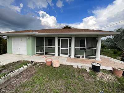 771 Fairview Ave Fort Myers, FL 33905