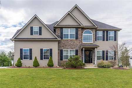 6576 Carmel Dr Macungie, PA 18062