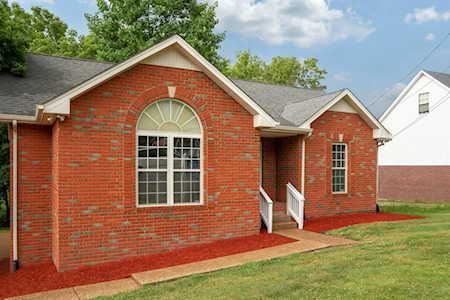 309 Apache Trl White House, TN 37188