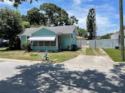 412 Palmetto St Dunedin, FL 34698