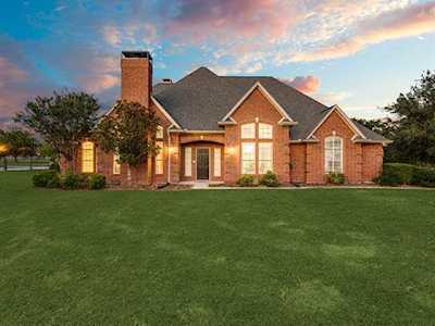 4142 Peregrine Point Celina, TX 75009