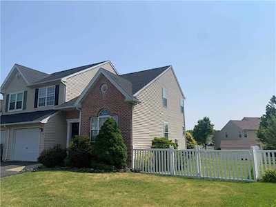 4065 Appleseed Dr Coplay, PA 18037
