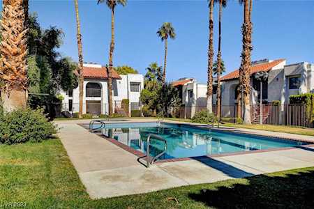 5099 Eldora Ave #2 Las Vegas, NV 89146