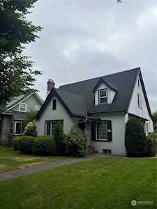 1314 25th Ave Longview, WA 98632