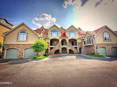 611 River Place Way Way Sevierville, TN 37862