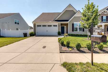 2932 Bluestem Ln Murfreesboro, TN 37128