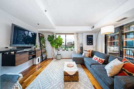 700 1st St #14A Hoboken, NJ 07030