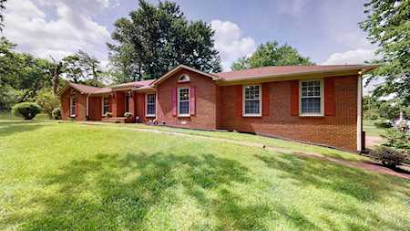 5818 Cloverland Dr Brentwood, TN 37027