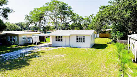 5365 Flamingo Dr N St. Petersburg, FL 33714