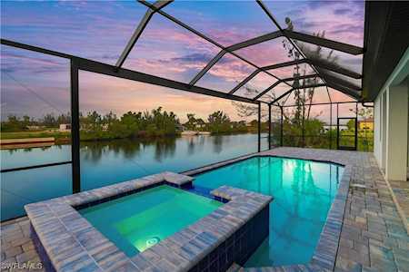 4128 NW 27th St Cape Coral, FL 33993