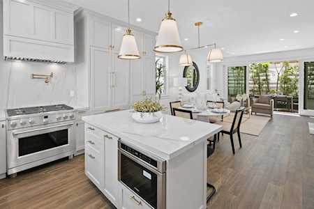 556 G Ave Coronado, CA 92118