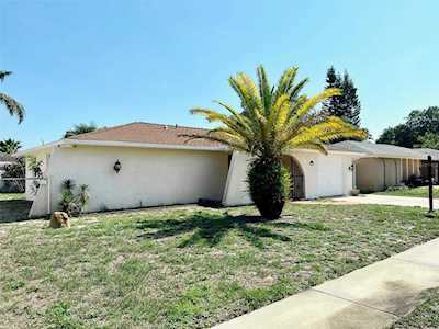 5708 Mariposa Dr Holiday, FL 34690