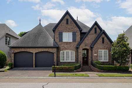 3065 Poplar Grove Ln Germantown, TN 38139