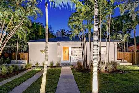 901 NE 72nd Ter Miami, FL 33138