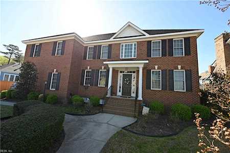 2472 Mathews Green Rd Virginia Beach, VA 23456