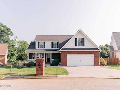 5687 Autumn Creek Dr Knoxville, TN 37924