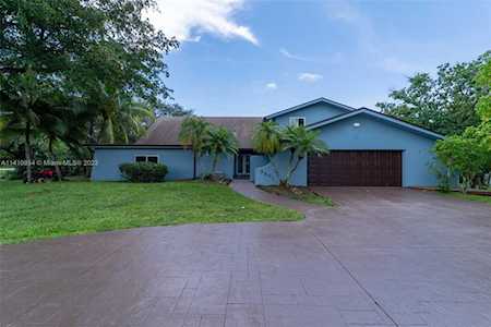 3301 SW 137th Ave Miramar, FL 33027