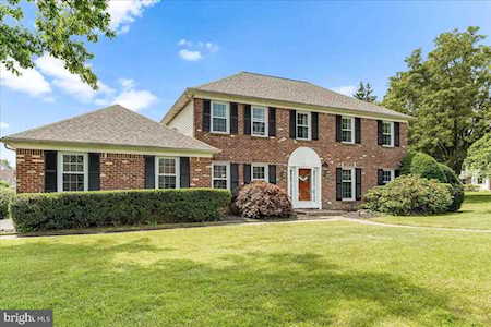 1 Hosta Ct Wilmington, DE 19808