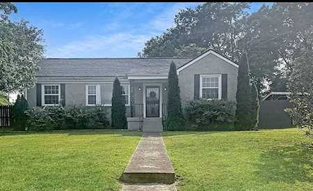 2310 Fernwood Dr Nashville, TN 37216