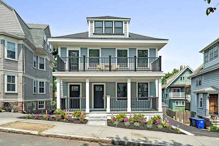 68 Linden Street #68 Brookline, MA 02445