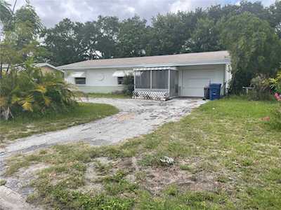 10123 52nd Ave N St. Petersburg, FL 33708
