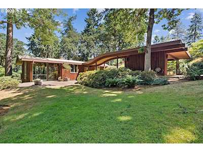 3255 Bryceler DR Eugene, OR 97405