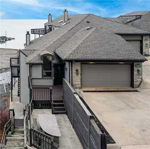 23230 Sheppards Point #59 Bay Village, OH 44140