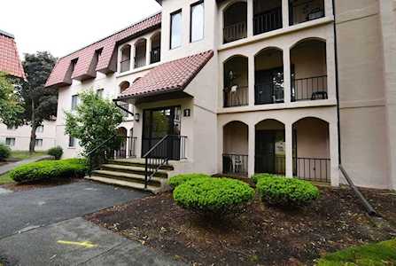685 Oak Street Bldg 1 #9 Brockton, MA 02301