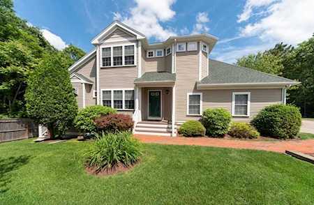 48 Indian Woods Way #48 Canton, MA 02021