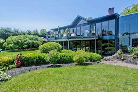 1229 South Branch Parkway Springfield, MA 01129